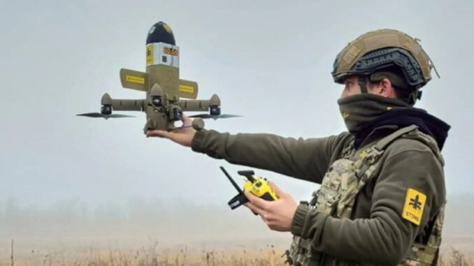 صائدة الأسراب: كيف قلبت مُسيّرة “ستينغ” الأوكرانية الطاولة على “شاهد” الإيرانية؟