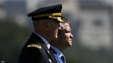 إقالة الجنرالات.. إعادة تشكيل أم صدام داخل المؤسسة العسكرية؟ 