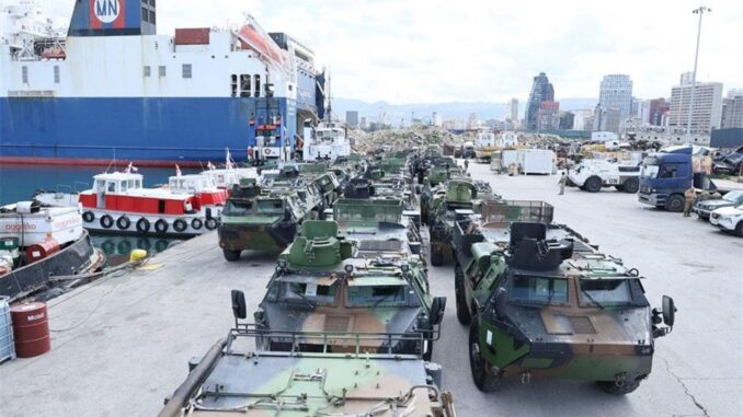 الجيش اللبناني تسلّم 39 ناقلة جند VAB هبة من السلطات الفرنسية 